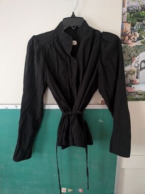 Ovate Victorian Linen Black Tie-Waist Puff Sleeve Women's Top